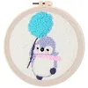 Image de Figured'Art Punch Needle Kit Complet pour Adultes et Enfants - Hérisson et Ballon - Parfait pour Débutant. Set prêt à broder taille 20x20cm avec cadre circulaire