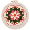 Image de Figured'Art Punch Needle Kit Complet pour Adultes et Enfants - Couronne de Fleurs - Parfait pour Débutant. Set prêt à broder taille 20x20cm avec cadre circulaire