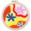Image de Figured'Art Punch Needle Kit Complet pour Adultes et Enfants - Dégradé de Fleurs - Parfait pour Débutant. Set prêt à broder taille 20x20cm avec cadre circulaire