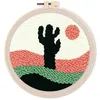 Image de Figured'Art Punch Needle Kit Complet pour Adultes et Enfants - Cactus dans le Désert - Parfait pour Débutant. Set prêt à broder taille 20x20cm avec cadre circulaire