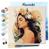 Image de Figured'Art Mini Peinture par Numéro Adulte 20x20cm avec cadre Femme au bandeau floral - Petit Format Kit de Loisir Créatif DIY Numéro d'Art Complet