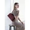 Image de Abaco Studio - Sac porte épaule en Velours de Cuir Drew Bordeaux - 28x19x9 cm OS