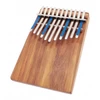 Image de Hugh Tracey Kalimba Junior Celeste Diatonic 11 Notes sur Table