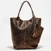 Image de Abaco Studio - Sac cabas en Cuir Yana motif léopard - 39x25x35 cm OS