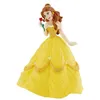 Image de Figurine Belle robe de bal en occasion ou reconditionné