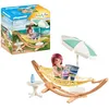 Image de Playmobil 71428 Vacancière et hamac - Contient 1 Personnage, 1 Parasol et de Nombreux Accessoires. - Univers du Camping - Contient 1 Personnage, 1 Parasol et de Nombreux Accessoires.