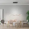 Image de Paul Neuhaus Suspension LED Polina, or, métal, intensité variable