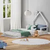 Image de IDIMEX Lit Enfant ELOA au Sol 90x200 cm de Type Montessori, tête de lit en Forme de Maison, en Bois Massif lasuré Blanc