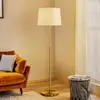 Image de Trio Lighting Lampadaire Lyon avec interrupteur à tirette