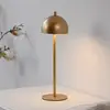 Image de SCHÖNER WOHNEN lampe à poser LED rechargeable Bellies, couleur or, IP54