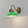Image de Berliner Messinglampen Applique KONRAD avec abat-jour vert