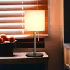 Image de FH Lighting Lampe à poser batterie LED Lesina avec tirette