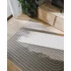 Image de benuta Basic Tapis Salon Leo - Gris Clair 240x340 cm - Boho Relief Abstrait pour Chambre, Couloir, Salle à Manger - Compatible avec Chauffage au Sol