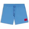 Image de HUGO Hommes Dominica Short de Bain à séchage Rapide avec étiquette Logo Rouge