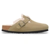 Image de Birkenstock pour femme. 1028299 Sabots en Cuir Boston Shearling (Coupe Étroite) beige (39), Plat, Aucun, Casuel