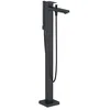 Image de Duravit Manhattan Robinet de baignoire, pose au sol, pour 2 consommateurs, avec robinet d'inversion, mitigeur monocommande avec système de mélange céramique, noir mat