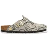 Image de Birkenstock pour femme. 1033086 Sabots en Cuir Boston (Coupe Étroite) beige (41), Plat, Aucun, Casuel, Imprimé animal