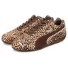Image de Puma Speedcat Wild SpeedCat Wild 406690 Baskets pour femme Motif léopard Puma, 01 Chocolat - Blanc chaud, 37.5 EU