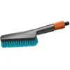 Image de Brosse de lavage main - GARDENA - Taille S - Poils durs - Petites surfaces résistantes - Garantie 5 ans