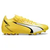 Image de PUMA Ultra Match MG, Baskets Unisexe-Adulte, Yellow Blaze Puma White Puma Black, 41 EU