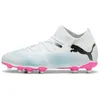 Image de Puma Unisex Youth Future 7 Match Fg/Ag Jr Soccer Shoes, Puma White-Puma Black-Poison Pink, 29 EU