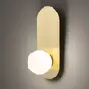 Image de Maytoni, applique murale Bao, doré/blanc, hauteur 31 cm, verre, G9