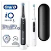 Image de Oral-B iO 5 Lot De 2 Brosses À Dents Électriques Noire et Blanche 2 Brossettes