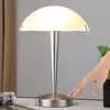 Image de Lindby Jolie lampe à poser Viola, nickel mat