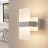 Image de Applique murale LED Yorick de Lindby, 18 cm, aluminium/blanc avec interrupteur