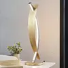 Image de Lucande lampe de table LED Marija, doré, intensité variable, 62 cm
