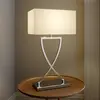 Image de Lucande lampe à poser Evaine, chrome/blanc, métal, 66 cm, E27