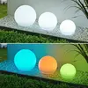 Image de Lindby Lampes solaires LED Lago, RGBW, set de 3 boules, piquet de terre
