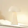 Image de Lindby lampe de table LED rechargeable Nevijo, beige, Ø20cm, USB,