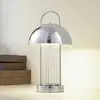 Image de Lindby Lampe à poser LED rechargeable Mareli, chrome, métal, Ø 18 cm
