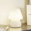 Image de Lindby lampe à poser Andriana, jaune/blanc, verre, Ø 15 cm