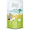 Image de MjAMjAM - Premium Nourriture Humide pour Chats - Quetschie - Chicks & Friends Poulet juteux aux brocolis, Paquet de 1 (1 x 125g), sans céréales