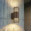 Image de Applique d'extérieur Lindby Lurinda, à 2 lampes, marron, Ø10 cm, IP44