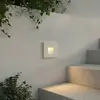 Image de Applique encastrable LED Lindby Alune, blanche, angulaire, 8 x 8 cm, IP65