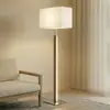 Image de Lampe sur pied LED Quitani Lisene, noyer/argent/naturel, 162 cm, à intensité