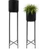 Image de Spetebo Lot de 2 supports de pots de fleurs en métal - Avec pots noirs - 74 et 58 cm - Support pour pot de fleurs rond