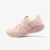 Image de Chaussures de Running Femme, Asics Novablast Rose