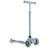 Image de Globber - Primo Lights - Trottinette 3 Roues pour Les Enfants de 3 à 7 Ans, Bleu Pastel
