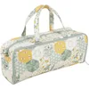 Image de Hobby Gift Sac à Tricot en Coton   Patchwork Bee, Compartiment zippé et oeillet pour Fil Parfait pour Ranger Les Fils, Les épingles et Les projets de Tricot 40 cm de Long, 13 x 45 x 18 cm