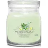 Image de Yankee Candle - Moyenne Jarre Signature Concombre et Menthe à l'eau