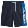 Image de Superdry pour homme. M3010229A Maillot de bain sportif fabriqué à partir de matériaux marins recyclés (S), Beachwear, Polister recyclé, Dura