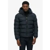 Image de Superdry pour homme. M5011905A Veste de sport matelassée à capuche Navy (S), Casuel, Polyester, Marine