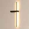 Image de Lucide Applique murale LED Segin, hauteur 60 cm, 6W, noir, aluminium