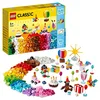Image de LEGO 11029 Classic Boîte de Fête Créative, Ensemble de Briques, à Jouer en Famille, Comprend 12 Mini Jouets : Ourson, Clown, Licorne, Ludique pour 5 Ans et Plus