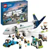 Image de LEGO® City 60367 L’Avion de Ligne Jouet avec Bus de lAéroport Remorqueur Camion à Bagages et 9 Minifigurines