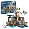 Image de LEGO® 60419 City La Prison de la Police en Haute Mer Jouet avec Hélicoptère et Bateau 7 Minifigurines et Figurine de Chien
